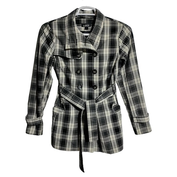 A. Byer black plaid pea coat with belt woman size medium - Picture 6 of 10